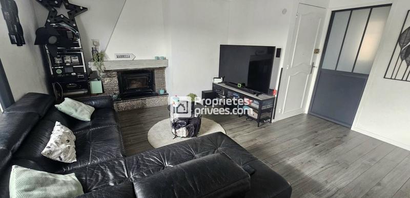 Maison - 190 m² - 8 pièces