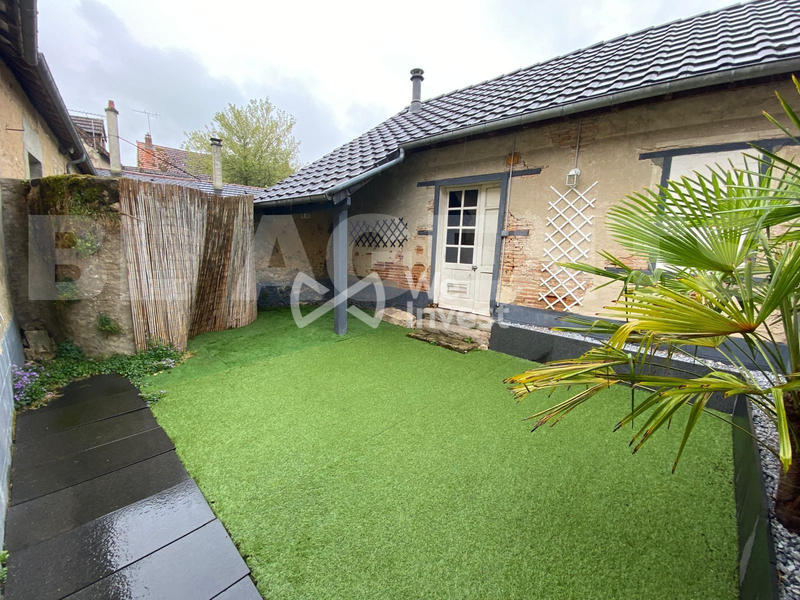 Maison ancienne - 177 m² - 9 pièces