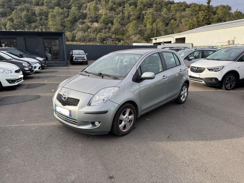 Toyota Yaris 1.3 Vvt-i Sol