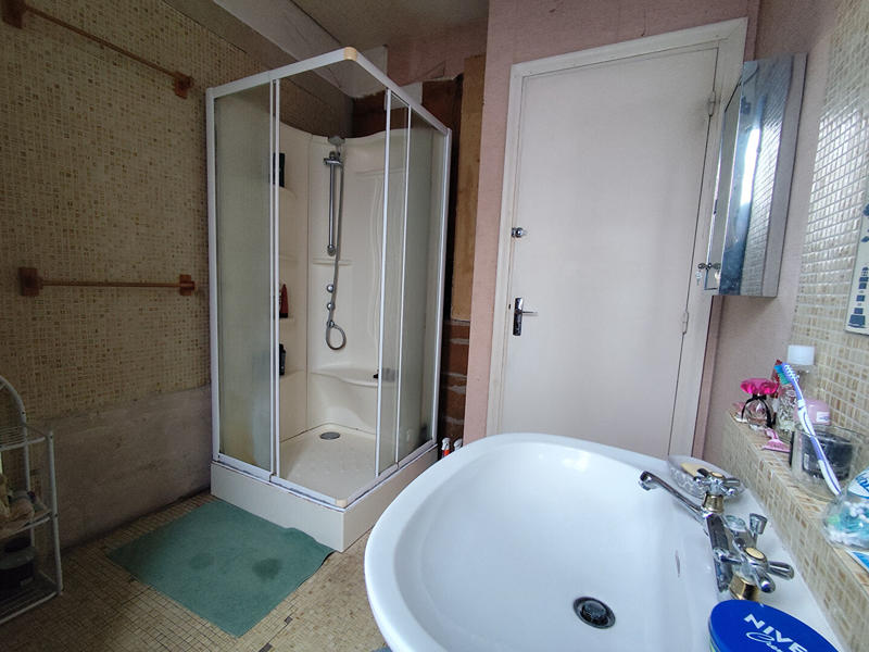 Maison - 230 m² - 5 pièces