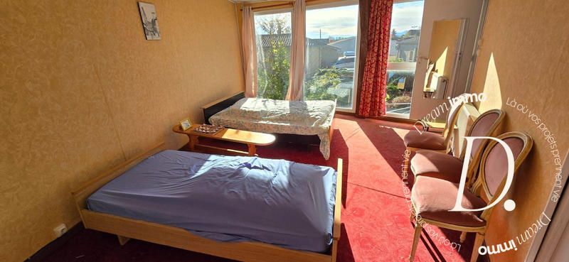 Maison ancienne - 170 m² - 6 pièces