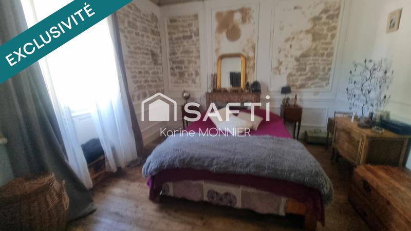 Maison - 330 m² - 12 pièces