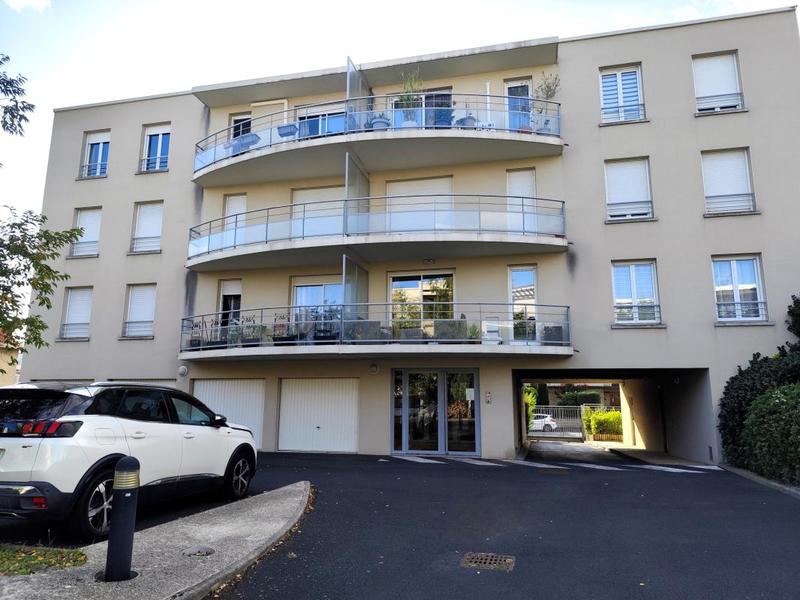 Appartement - 67 m² - 3 pièces