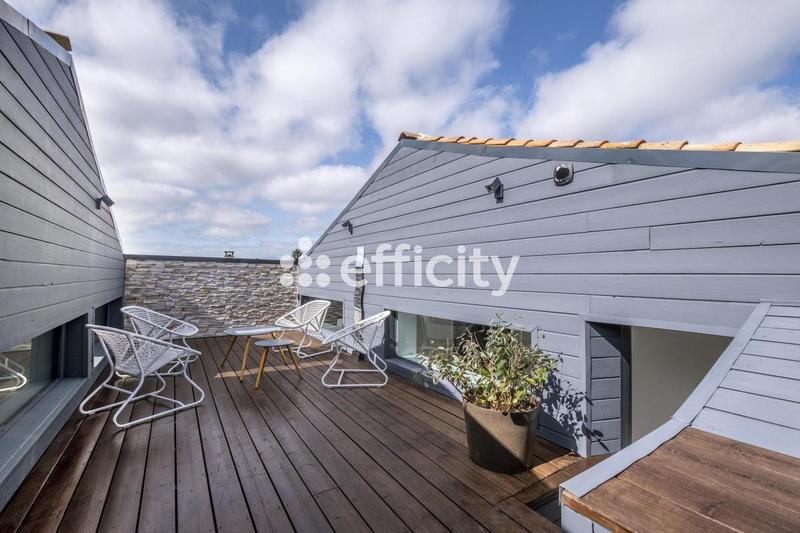 Maison - 185 m² - 5 pièces