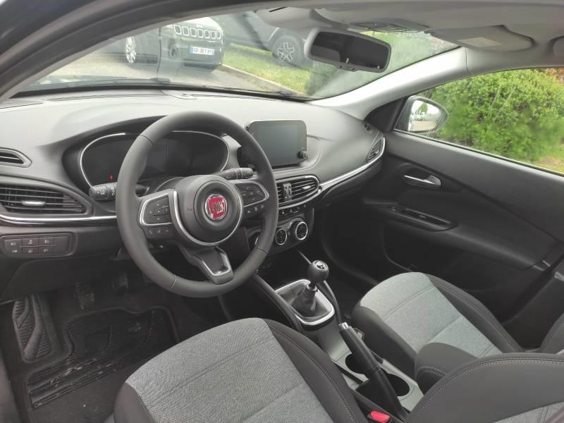 Fiat Tipo Cross 5 Portes 1.6 Multijet 130 ch s&amp;S Plus