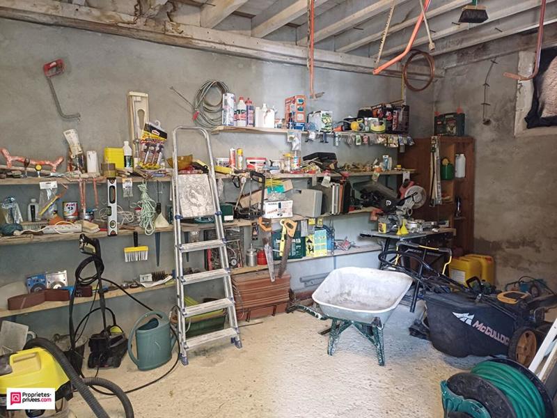 Maison - 210 m² - 6 pièces