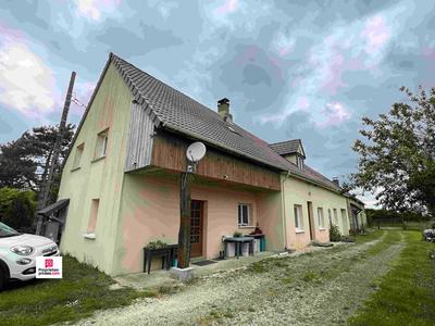 Maison - 220 m² - 10 pièces