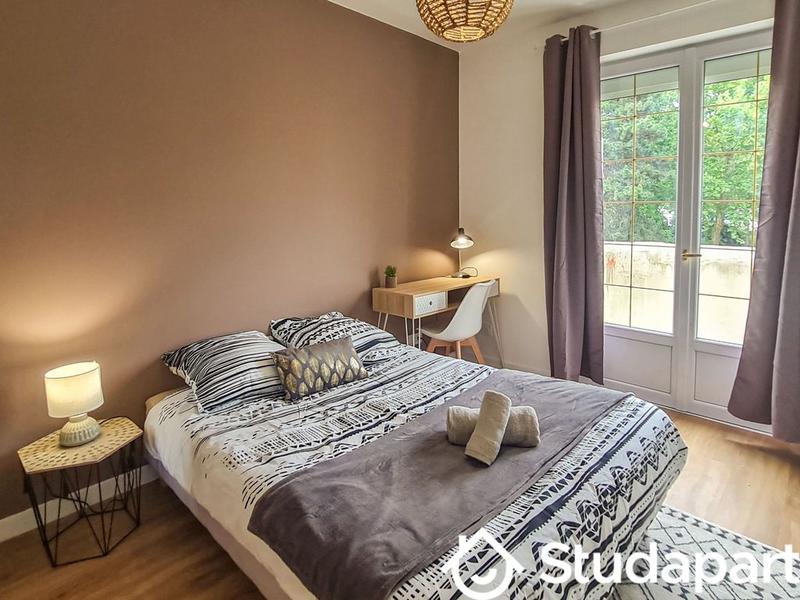 Chambre - 101 m² - 1 pièce