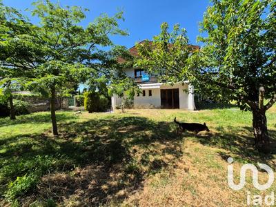 Maison - 104 m² - 4 pièces