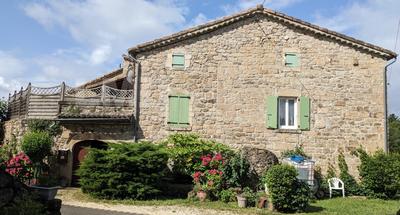 Propriété - 430 m² - 20 pièces