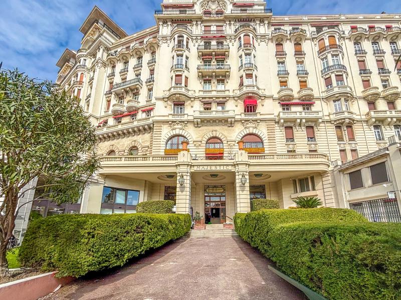 Appartement - 75 m² - 4 pièces