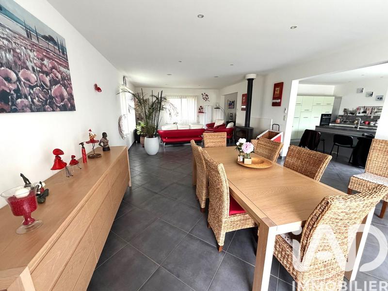 Maison de maîtres - 190 m² - 4 pièces