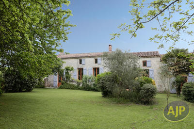 Maison - 160 m² - 5 pièces