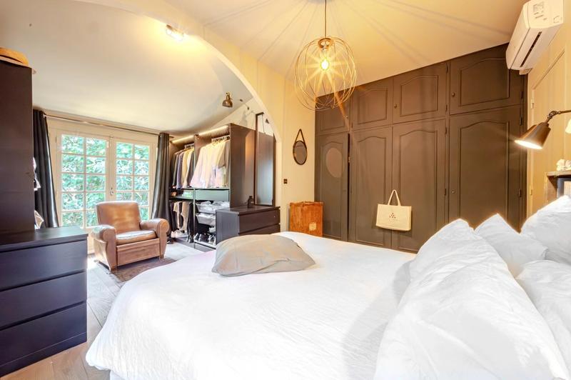 Maison - 169 m² - 6 pièces