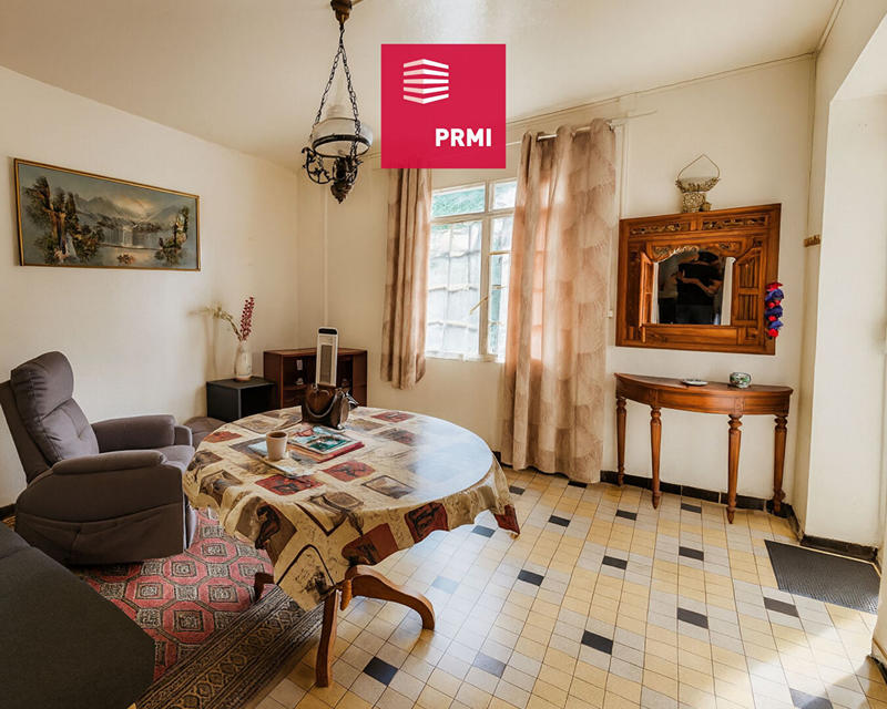 Maison - 90 m² - 5 pièces