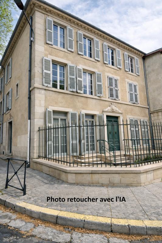 Immeuble - 306 m² - 10 pièces