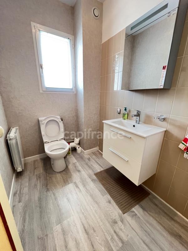 Maison - 138 m² - 6 pièces