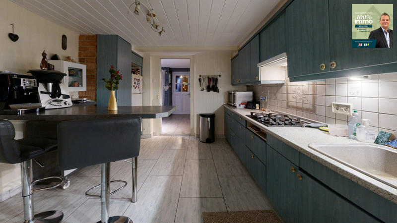 Maison - 190 m² - 8 pièces