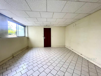 Local d'activités - 26 m²
