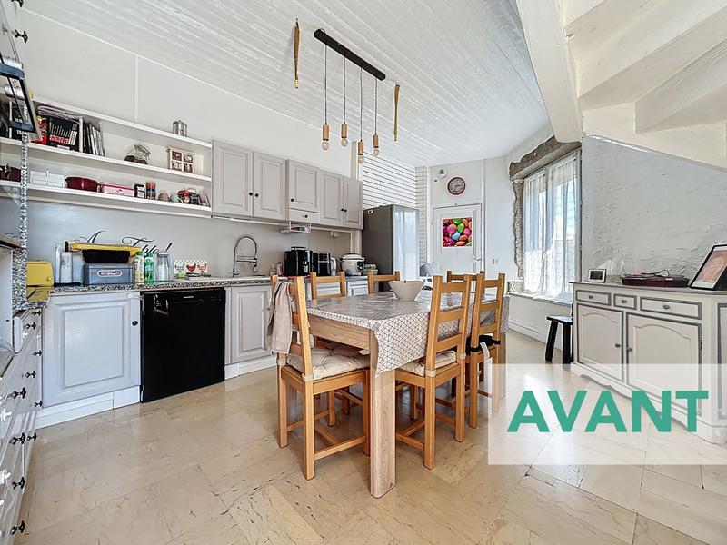 Maison - 117 m² - 7 pièces