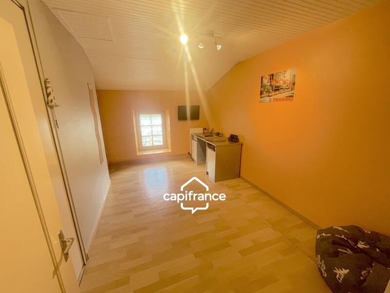 Maison - 141 m² - 7 pièces