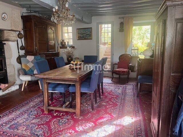 Propriété - 160 m² - 6 pièces