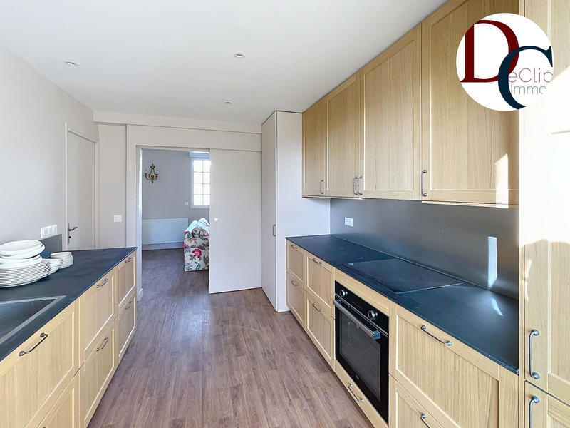 Maison - 137 m² - 5 pièces