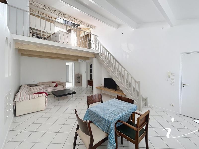 Appartement - 92 m² - 4 pièces