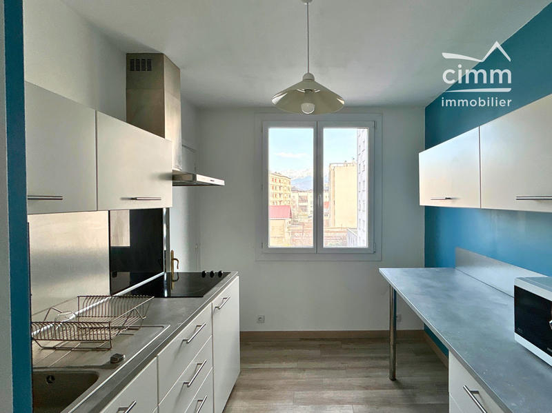 Appartement - 71 m² - 3 pièces