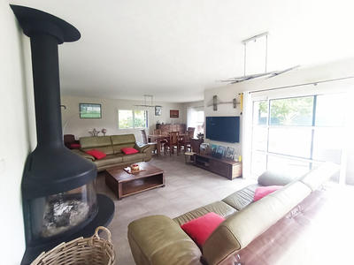 Maison - 146 m² - 7 pièces