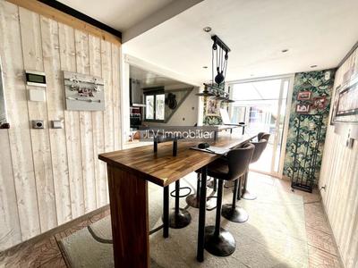 Maison - 170 m² - 6 pièces