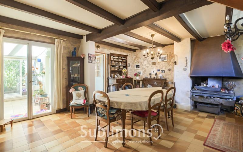 Maison ancienne - 199 m² - 9 pièces