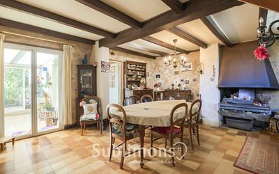 Maison ancienne - 199 m² - 9 pièces