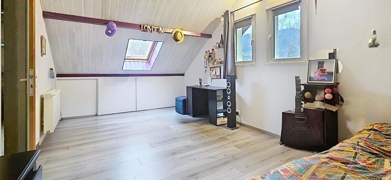 Maison - 105 m² - 6 pièces