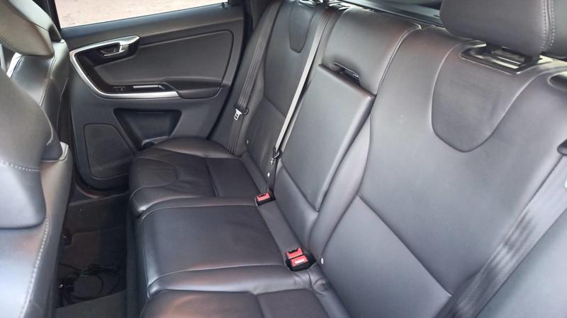 Volvo Xc60 2.0 D4 190 Fwd Geartronic8 Signature - Automatique Toit ouvrant