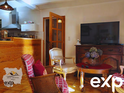 Maison traditionnelle - 143 m² - 4 pièces