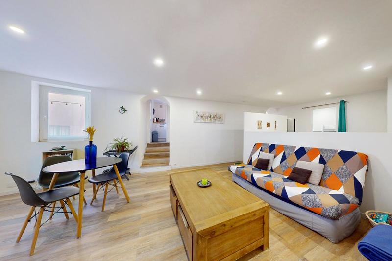 Studio - 40 m² - 1 pièce