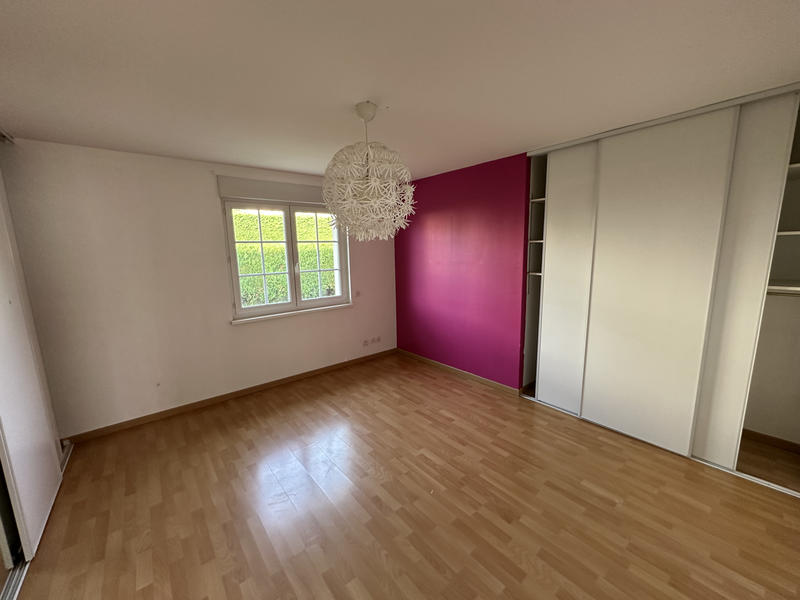 Maison - 170 m² - 5 pièces