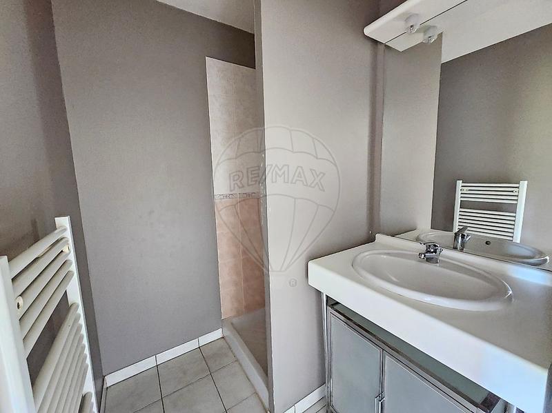 Appartement - 93 m² - 4 pièces