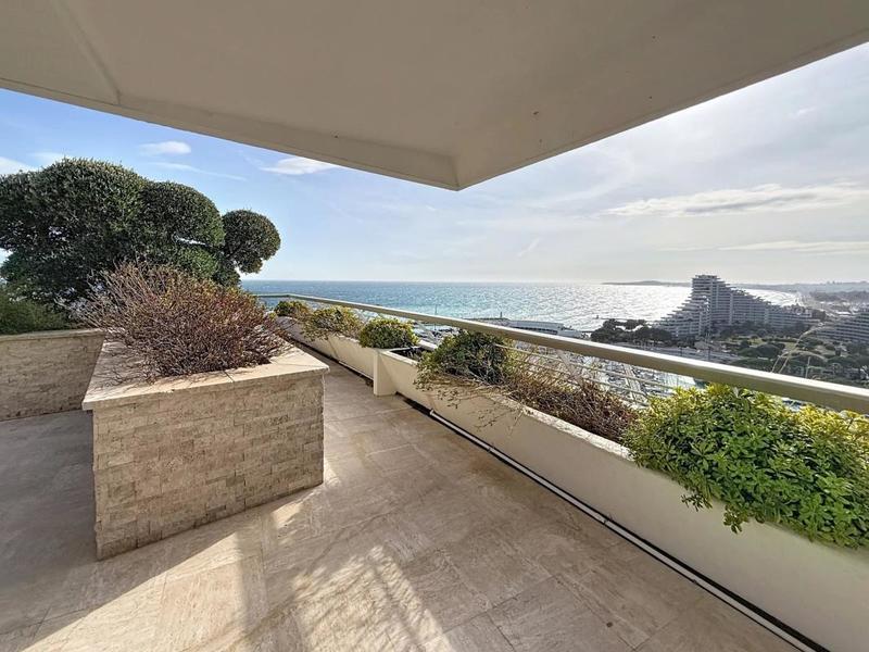 Appartement - 132 m² - 4 pièces