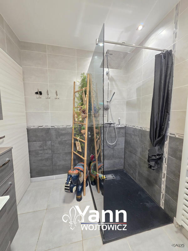 Maison - 112 m² - 5 pièces