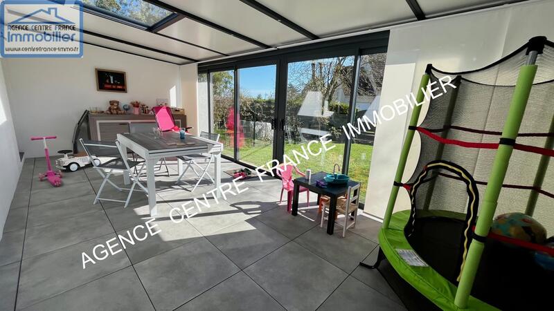 Maison - 114 m² - 5 pièces