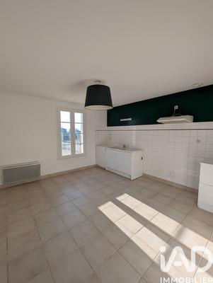 Maison - 283 m² - 9 pièces