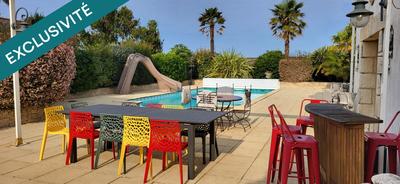 Maison - 230 m² - 10 pièces