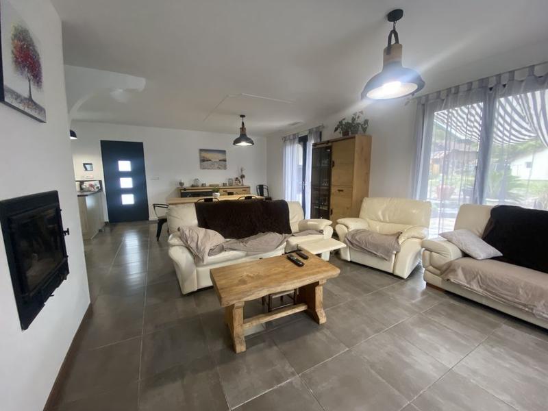 Propriété - 480 m² - 10 pièces