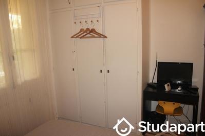 Chambre - 13 m² - 1 pièce