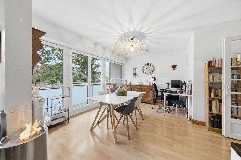 Appartement - 77 m² - 4 pièces