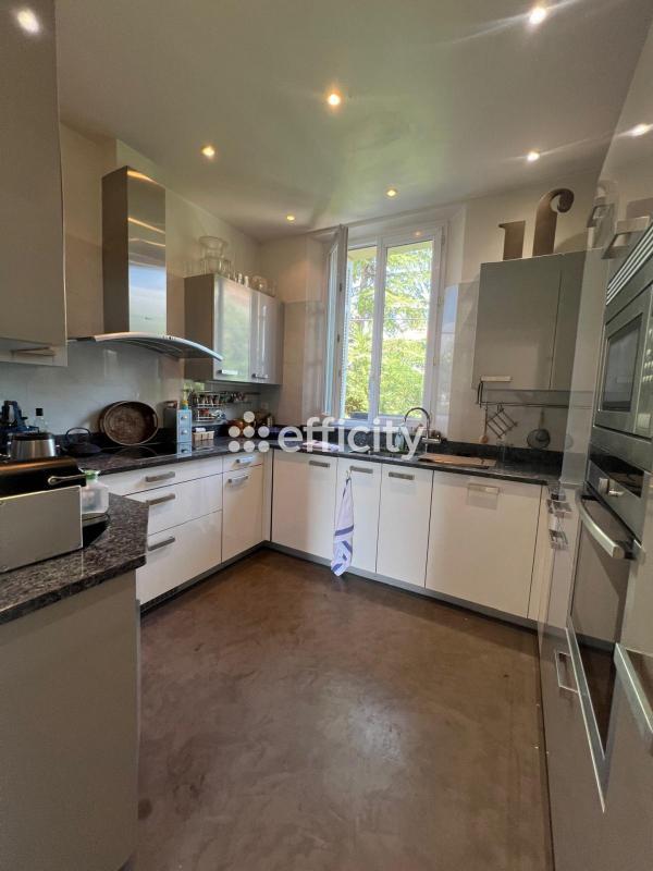 Appartement - 97 m² - 4 pièces