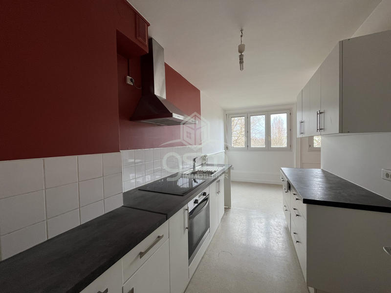 Appartement - 81 m² - 4 pièces