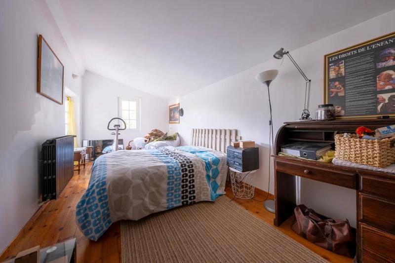 Maison - 253 m² - 7 pièces